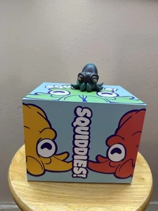 Squiddies! Collectable Art Toy And Kid Squid Enamel Pin Ahzzzz 1/1 Designer Fig - Picture 1 of 9
