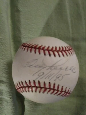 Boog Powell Signed Auto OMLB Baseball Light Signature - Image 1 of 2