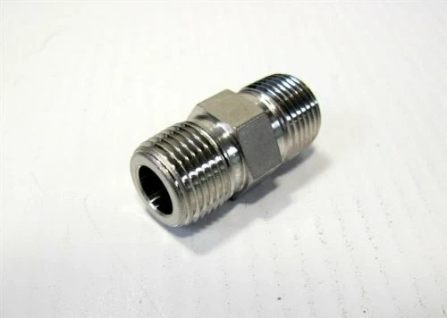 3/8" MNPT 316ss Hex Nipple Pipe Fitting Swagelok SS-6-HN - Image 1 of 1