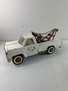 Vintage 1960s Tonka Wrecker Truck AA 24 Hour Service 14” Tow Truck White Red