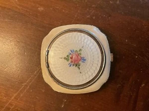 Vintage White Guilloche Bakelite Powder Compact **Rare - Picture 1 of 4