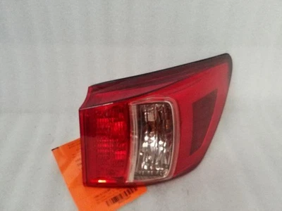2011-2013 LEXUS IS250 右乘客侧尾灯四分之一面板安装原始设备制造商 — 第 1/4 张图片