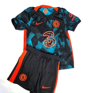 Chelsea Fußball drittes Trikot - 2021/22 Nike Shirt & Shorts 3rd Kit Größe 3-4 Jahre - Bild 1 von 9