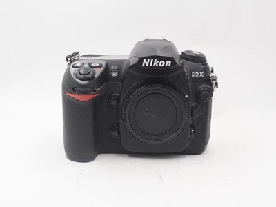 Cuerpo de cámara digital Nikon D200 (U39212) SOLO RESIDENTES DE EE. UU. Foto 1 de 4