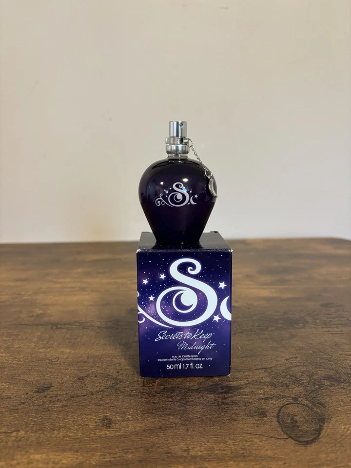 Avon Secrets to Keep Midnight Eau de Toilette Perfume Spray Para Mujer 1.7 OZ Foto 1 de 4