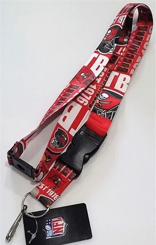 Tampa Bay Buccaneers NFL Dynamic Lanyard Key Ring Keychain w/ Safety Clip Cover