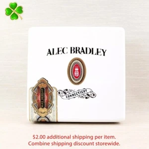 Caja de cigarros de madera vacía Alec Bradley Toro Connecticut 7,25" x 7" x 2,75" - Imagen 1 de 12