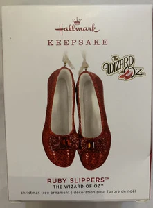 2019 Hallmark Keepsake Ornament Dorothy’s Ruby Red Slippers The Wizard Of Oz New - Picture 1 of 5