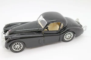 BURAGO JAGUAR XK 120 COUPE (1948) 1:24  Model, Made In Italy - Picture 1 of 12