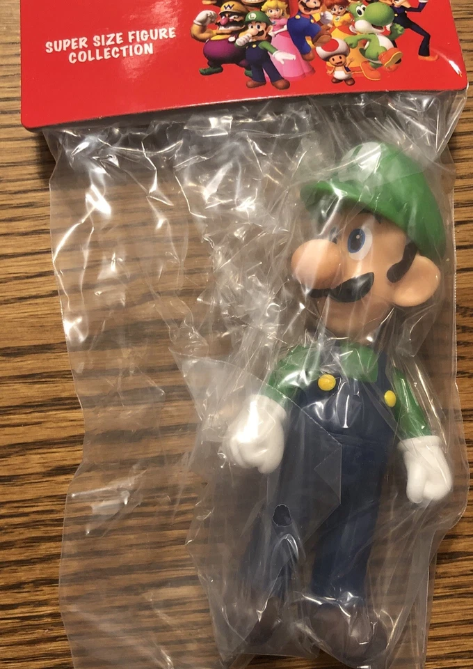 Super Mario Brothers Super Size Figure Collection Luigi 5” Plastic - Image 1 of 1