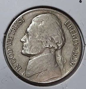 1939 Jefferson Nickel  D - CIRCULATED - Picture 1 of 2
