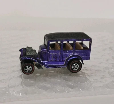 Ford Woody Purple 1969 Redline Classic '31 Hot Wheels, interior claro, techo Fine Tex  Foto 1 de 4