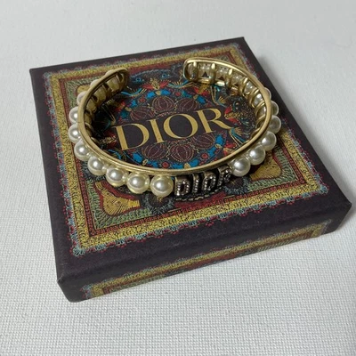 Dior Gold and Pearl Bangle Bracelet - Image 1 of 4
