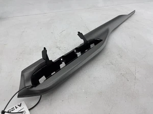 2023-- 2024 FORD ESCAPE AWD Dashboard Display Holder Lower Panel Trim - Bild 1 von 5