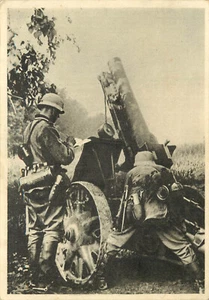 WWII Deutsche Postkarte Soldaten bringen schwere Artillerie in Position - Bild 1 von 2