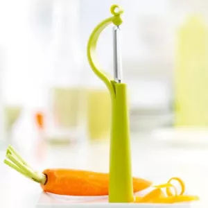 Tupperware Vertical Peeler Green NEW - Picture 1 of 4