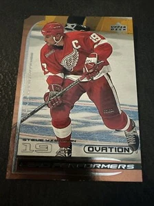1999-00 Upper Deck Ovation Lead Performers Steve Yzerman #LP14 HOF Hall Of Famer - Picture 1 of 2