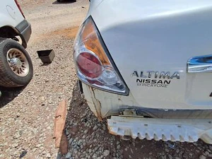 Used Left Tail Light Assembly fits: 2012 Nissan Altima quarter panel mounted Sdn - Picture 1 of 24