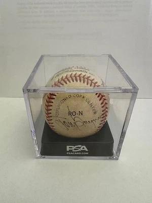 1989 Padres vs Reds signed ball Tony Gwynn & Barry Larkin PSA authenticated  - Image 1 of 4