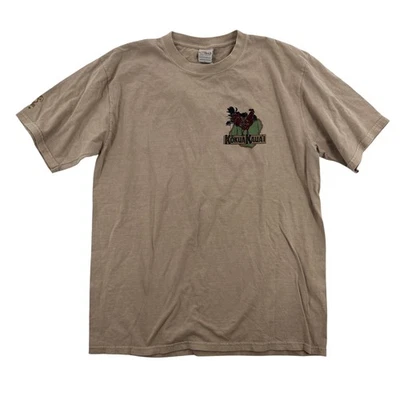 Camiseta Crazy Shirts Masculina Grande Kona Tingida de Café Kokua Kauai Galo Havaí - Imagem 1 de 4