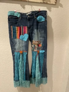 Upcycling Handmade Hippie Style Boyfriend Jeans Flair Fransen Blumen Chenille - Bild 1 von 11