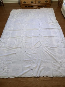 Antike weiße bestickte Tischdecke aus Leinen - Bild 1 von 6