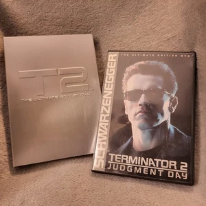 Terminator 2: Judgment Day - T2 - The Ultimate Edition DVD - NTSC - Region 1 - Picture 1 of 8