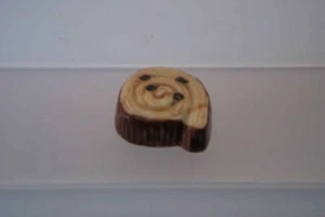 Fève - UN PAIN AUX RAISINS - Picture 1 of 1