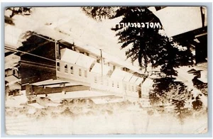 1910 Wolcottville, IN Postkarte - RPPC STREET VIEW - Bild 1 von 2