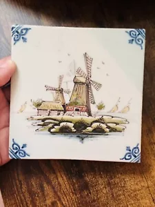 Azulejo policromado Royal Dutch Tichelaar - Escena de molino de viento - Azulejo holandés vintage - Imagen 1 de 5