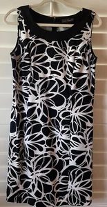 Jessica Howard Black & White Print 12 Petite Sleeveless DRESS Career Style Wear - Picture 1 of 24