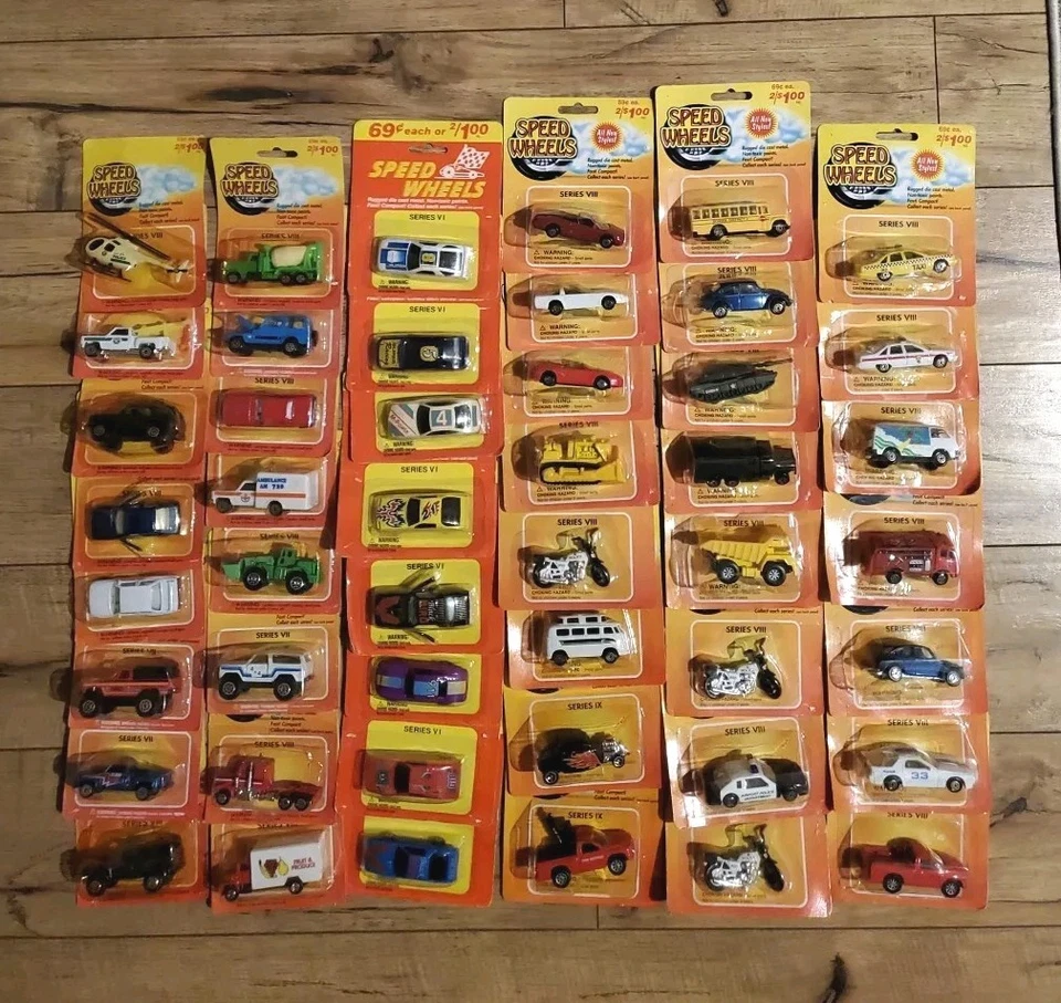 46) SPEED WHEELS Series VIII Semi Truck Kenworth 1/64 Porsche, Pickup Trucks - Image 1 of 4