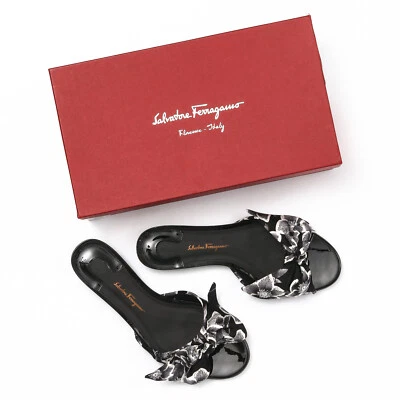 Sandalias Salvatore Ferragamo Chianni charol negro talla 8 B Foto 1 de 4