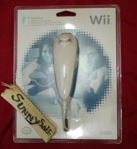 NEW SEALED Genuine Official Nintendo Wii Nunchuk Controller white - Bild 1 von 2