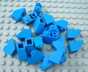 LEGO Lot of 20 Blue 2x1 Inverted Slopes - Picture 1 of 1