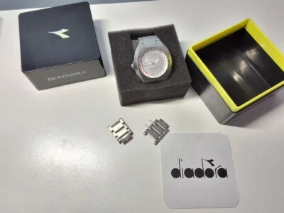 Orologio Diadora per uomo analogico. Orologio sportivo per uomo in acciaio. 5ATM - Immagine 1 di 4