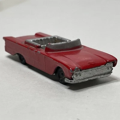 Coche Tootsie Toy Ford Sunliner 1960 Serie HO de colección hecho en EE. UU. rojo Chicago 24 Foto 1 de 4
