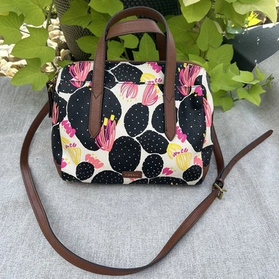 Cartera Cartera Cartera Fossil Sydney Negra Rosa Floral Asas superiores con Correa Bandolera Usada en Excelente Condición Foto 1 de 4
