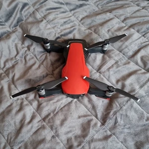 Red DJI Mavic Air 4K-Fly More Combo plus many accessories. Used, Good condition - Picture 1 of 15