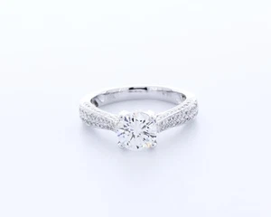 1.8CT Certified Lab-Created Diamond D/VS2 Round Cut 18K Gold Vintage Accent Ring - Picture 1 of 4