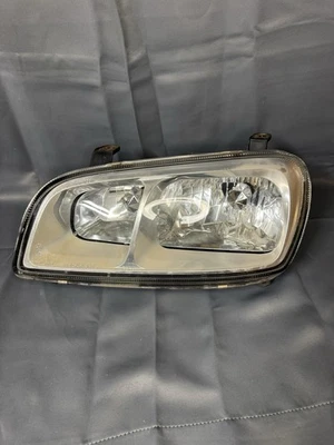 OEM 1998-2000 TOYOTA RAV4 HEADLIGHT ASSEMBLY LEFT DRIVER SIDE - Image 1 of 4