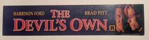 Orig Kino Mylar Banner - THE DEVIL'S OWN 11,5" x 2,5" B Pitt H Ford - Bild 1 von 2