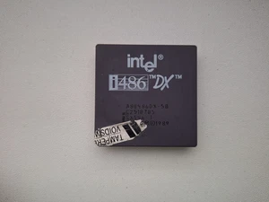 486DX Intel A80486DX-50 SX546 T 486DX-50 vintage CPU GOLD - Picture 1 of 2