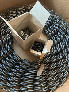 Upholstery No-Sag 120’ Seat Spring Zig Zag Coil, 100 EK Clips & 1 Lb Nails - Picture 1 of 5