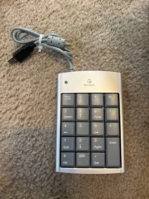 Targus Wired USB NUM PAD Numeric Keyboard Silver PAUK10U  - Image 1 of 2