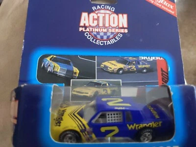 De colección Dale Earnhardt Sr. #2 1981 Wrangler Pontiac Die Cast 1/64 Foto 1 de 4