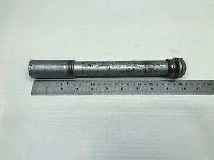 Aprilia ETV1000 Caponord Front Wheel Plug-in Axle Axle Front Axle Spindle (2) 08' - Picture 1 of 4