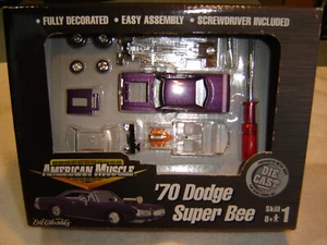 ERTL 1970 Plum Dodge Super Bee 1/64 Diecast ASSEMBLY MODEL KIT NEW IN PKG - Picture 1 of 2