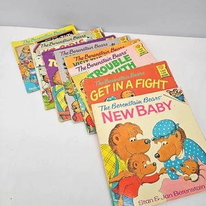 Lot of 7 Vintage Mostly 1980’s The Berenstain Bears Children’s Books PB - Picture 1 of 3