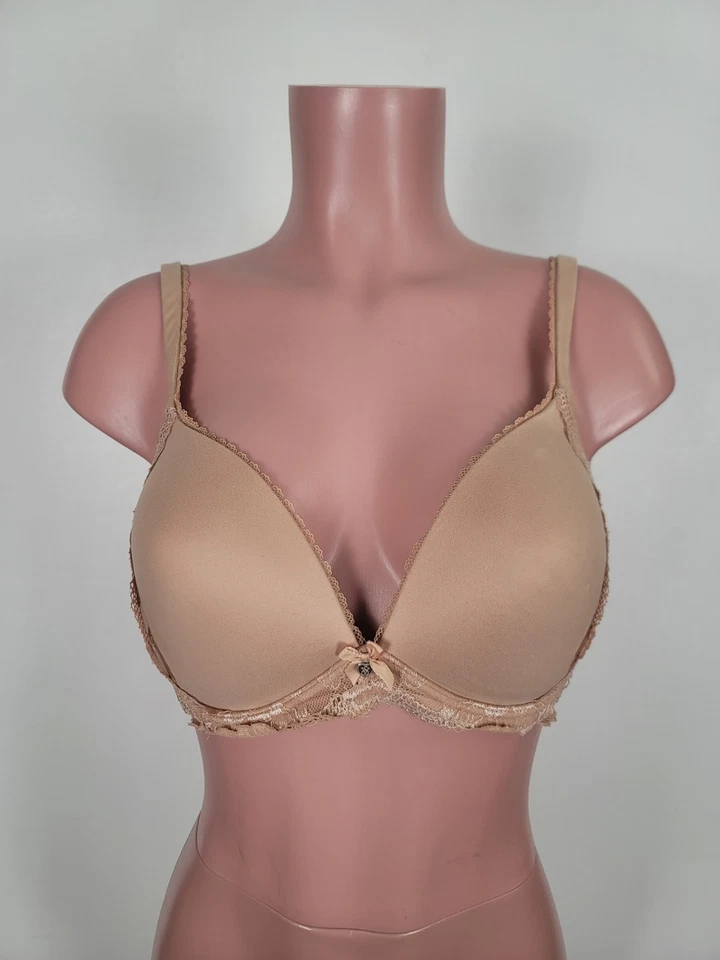Victoria's Secret Body By Victoria Very Sexy No Wire Wireless Bra 34DD - Image 1 of 4